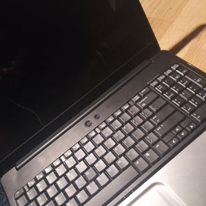 Compaq laptop windows 10, 1tb, new hard drive